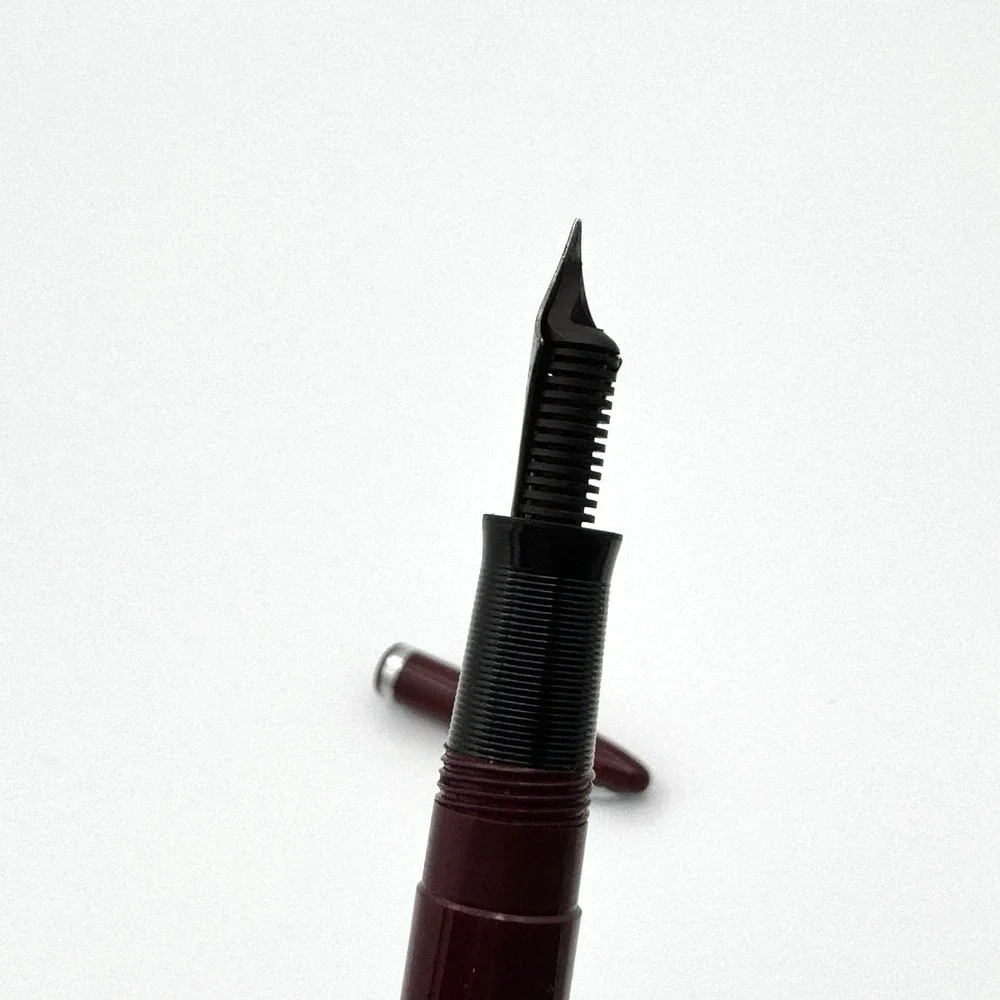 Vintage Sheaffer's Lever‎ Fill Fountain Pen Burgundy Fort Madison USA Untested